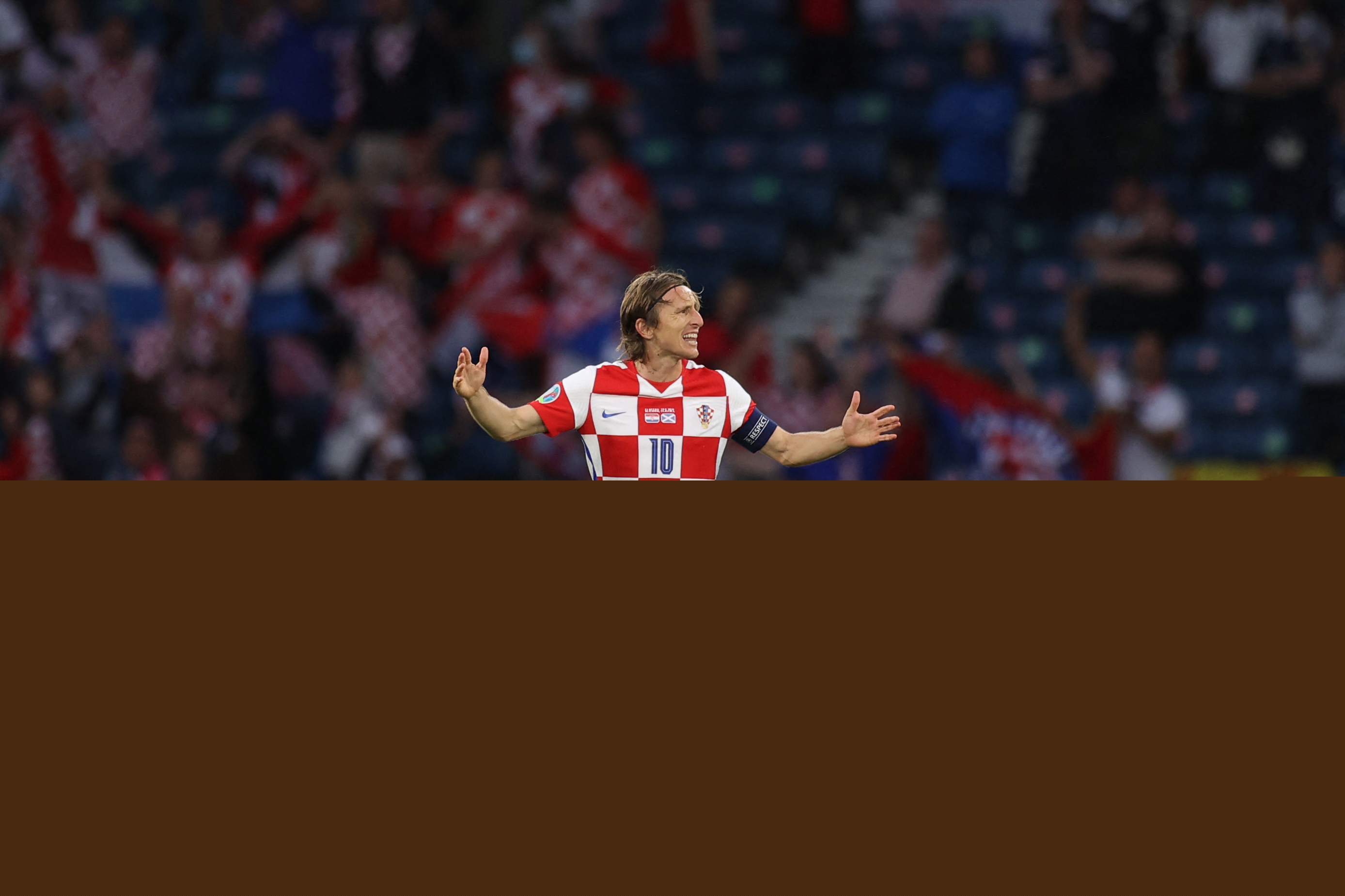 手感火热！小波特半场三分7中4，狂砍22分，带队领先对手